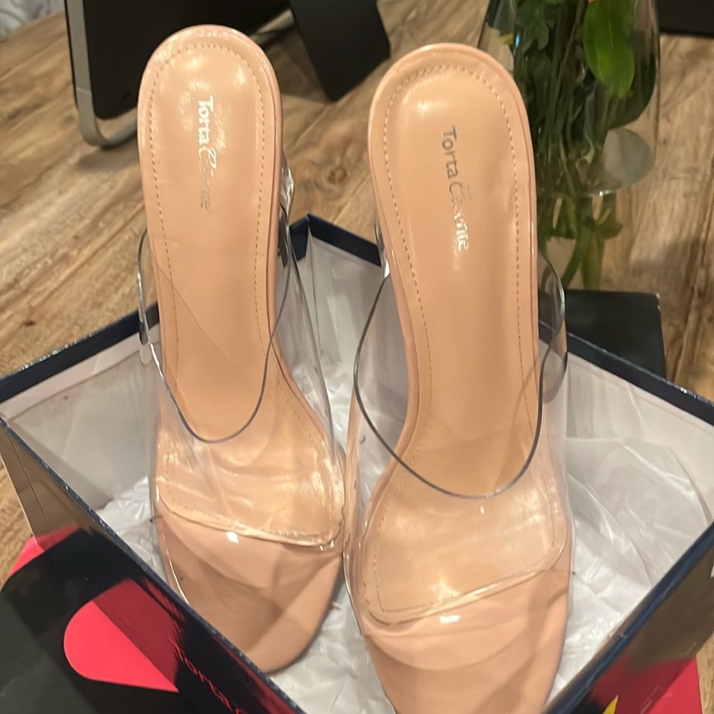 Clear Mules